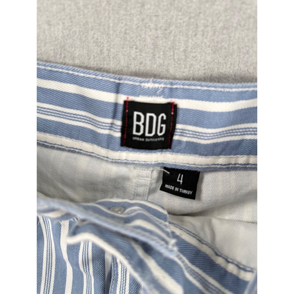 BDG Urban Outfitters Striped High Waisted Denim Shorts Blue White Size 4 - Picture 2 of 8
